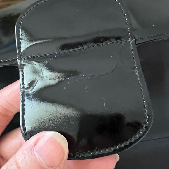 Vintage Celine Paris patent leather clutch. - Picture 7 of 10